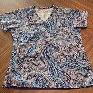 Vera Bradley scrub top. Size Medium